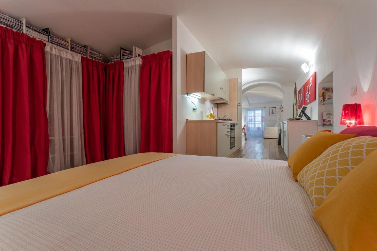 Red Studio Near Porta Nuova By Wonderful Italy Turijn Buitenkant foto